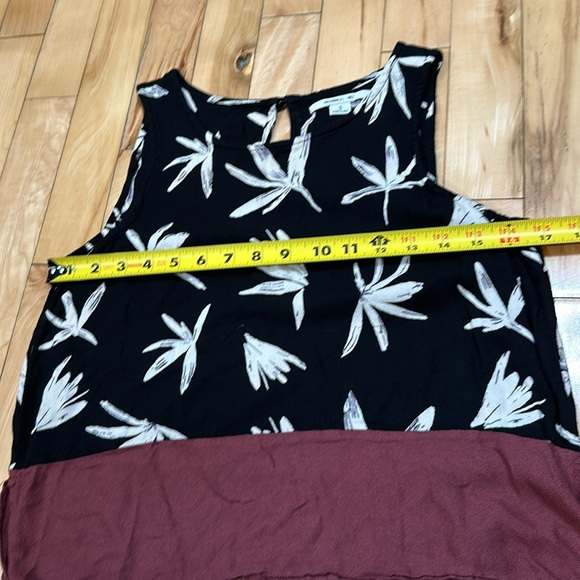 O’Neill Tank Top - Picture 5 of 7